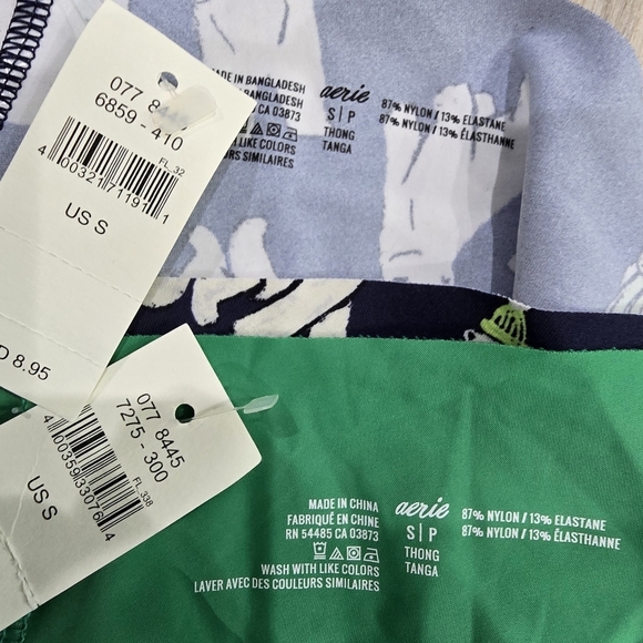 Aerie NWT Seamless No Show Thongs Polar Bears/The Nice One Size S - Picture 3 of 3